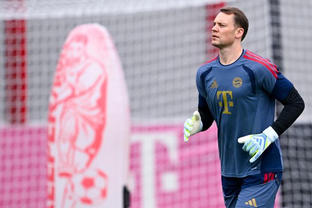 05 May 2026, Bavaria, Munich: Bayern Munich Goalkeeper Manuel Neuer takes part in a training session at Saebener Strasse, ahead of the UEFA Champions League semifinal 2nd leg soccer match against Paris Saint-Germain. Photo: Sven Hoppe/dpa