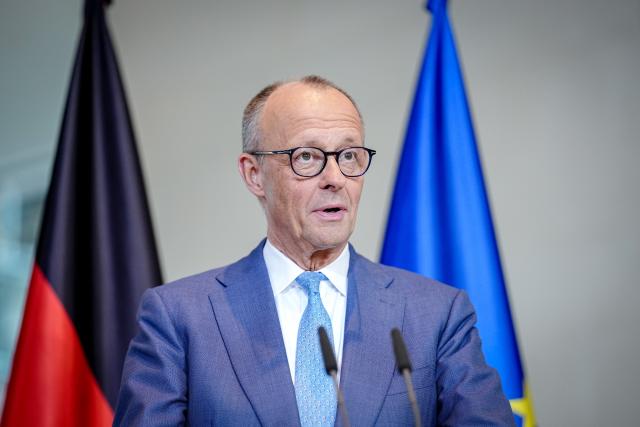 05 May 2026, Berlin: German Chancellor Friedrich Merz holds a joint press conference with Portugal's Prime Minister Luis Montenegro (not pictured) at the German Chancellery in Berlin. Photo: Kay Nietfeld/dpa