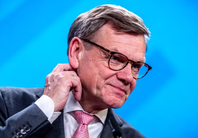 05 May 2026, Berlin: Johann Wadephul, German Foreign Minister, holds a joint press conference with his Israeli counterpart Gideon Saar (not pictured), after their meeting in Berlin. Photo: Michael Kappeler/dpa