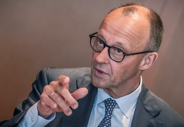 06 May 2026, Berlin: German Chancellor Friedrich Merz speaks at the start of the Federal Cabinet meeting in the Chancellery. The meeting takes place on the first anniversary of the Black-Red Federal Government under Chancellor Merz. Photo: Michael Kappeler/dpa
