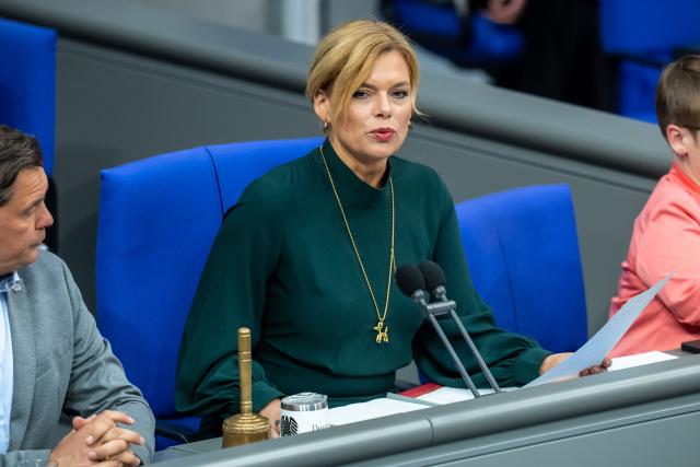 06 May 2026, Berlin: President of the Bundestag Julia Kloeckner speaks at the start of the question period in the Bundestag plenary session. Photo: Michael Kappeler/dpa