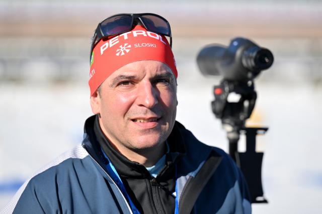 FILED - 15 February 2023, Thuringia, Oberhof: Former German biathlete and current biathlon coach for Slovenia Ricco Gross stands during the shooting range of the Women's 15 km Individual Biathlon World Championships. Photo: Hendrik Schmidt/dpa
