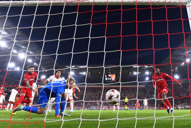 07 May 2026, Baden-Württemberg, Freiburg im Breisgau: Freiburg's Johan Manzambi scores his side's second goal during the UEFA Europa League semi-final second leg soccer match between SC Freiburg and SC Braga at Europa Park Stadium. Photo: Tom Weller/dpa
