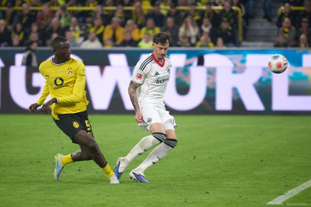 08 May 2026, Dortmund: Borussia Dortmund's Serhou Guirassy scores his side's first goal during the German Bundesliga soccer match between Borussia Dortmund and Eintracht Frankfurt at the Signal Iduna Park. Photo: Bernd Thissen/dpa - IMPORTANT NOTICE: DFL and DFB regulations prohibit any use of photographs as image sequences and/or quasi-video.