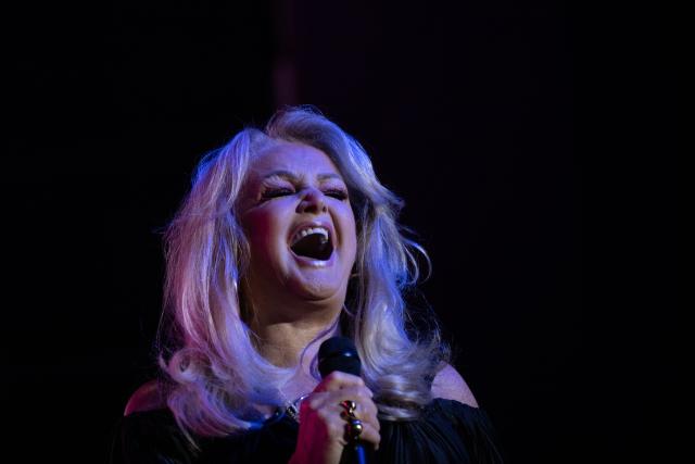FILED - 02 October 2023, Berlin: FILE PHOTO - Welsh singer Singer Bonnie Tyler sings during a concert of the tour "40 years of Total Eclipse of the Heart" at Admiralspalast. Photo: Sebastian Gollnow/dpa
