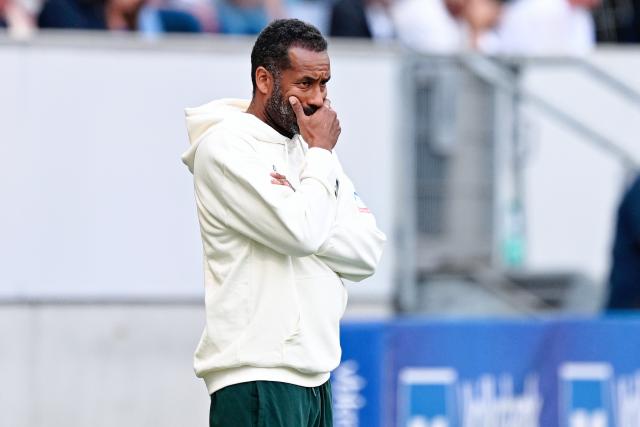 09 May 2026, Baden-Württemberg, Sinsheim: Werder Bremen coach Daniel Thioune reacts during the German Bundesliga soccer match between TSG 1899 Hoffenheim and Werder Bremen at the PreZero Arena. Photo: Uwe Anspach/dpa - IMPORTANT NOTICE: DFL and DFB regulations prohibit any use of photographs as image sequences and/or quasi-video.