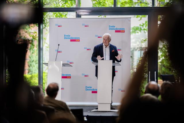 10 May 2026, Berlin: Wolfgang Kubicki, candidate for the FDP national chairmanship, speaks at a candidate presentation round in the run-up to the FDP national party conference in the Hans Dietrich Genscher House. The new federal leadership of the FDP is to be elected at the federal party conference on May 30/31, 2026. Photo: Christoph Soeder/dpa