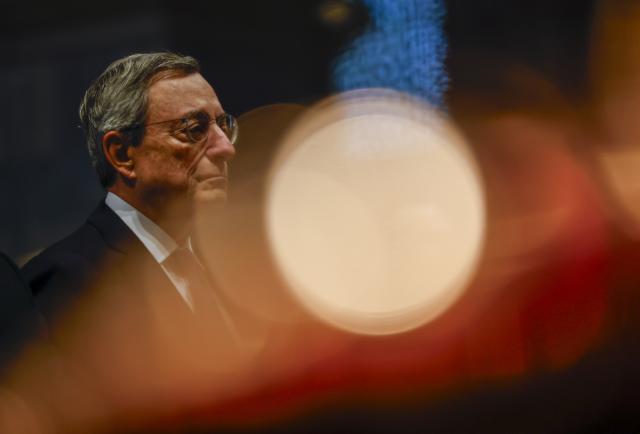 14 May 2026, North Rhine-Westphalia, Aachen: Mario Draghi, former President of the European Central Bank (ECB), stands in Aachen Cathedral during the Pontifical Mass. Draghi will later be awarded the Charlemagne Prize 2026. Photo: Thomas Banneyer/dpa