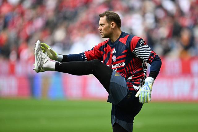 16 May 2026, Bavaria, Munich: Bayern Munich goalkeeper Manuel Neuer warms up prior to the start of the German Bundesliga soccer match between Bayern Munich and 1. FC Cologne at Allianz Arena. Photo: Sven Hoppe/dpa - IMPORTANT NOTICE: DFL and DFB regulations prohibit any use of photographs as image sequences and/or quasi-video.