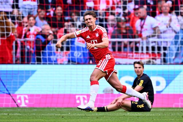 16 May 2026, Bavaria, Munich: Bayern Munich's Tom Bischof celebrates scoring his side's third goal during the German Bundesliga soccer match between Bayern Munich and 1. FC Cologne at Allianz Arena. Photo: Tom Weller/dpa - IMPORTANT NOTICE: DFL and DFB regulations prohibit any use of photographs as image sequences and/or quasi-video.