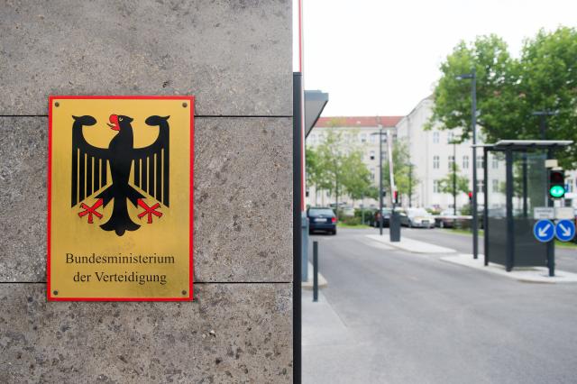 FILED - 20 May 2014, Berlin: The entrance to the Federal Ministry of Defense. Promotion system for sergeant career track to be revised. Photo: Maurizio Gambarini/dpa