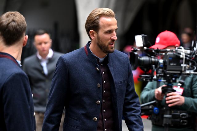 17 May 2026, Bavaria, Munich: Bayern Munich's Harry Kane arrives for the German Bundesliga championship celebrations at Marienplatz. Photo: Sven Hoppe/dpa