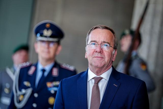 18 May 2026, Berlin: German Minister of Defense Boris Pistorius waits for his counterparts at the German Ministry of Defense. Photo: Kay Nietfeld/dpa