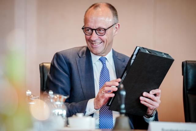 20 May 2026, Berlin: German Chancellor Friedrich Merz, left, and Vice-Chancellor and Finance Minister Lars Klingbeil attend a weekly cabinet meeting at the Federal Chancellery in Berlin. Photo: Kay Nietfeld/dpa