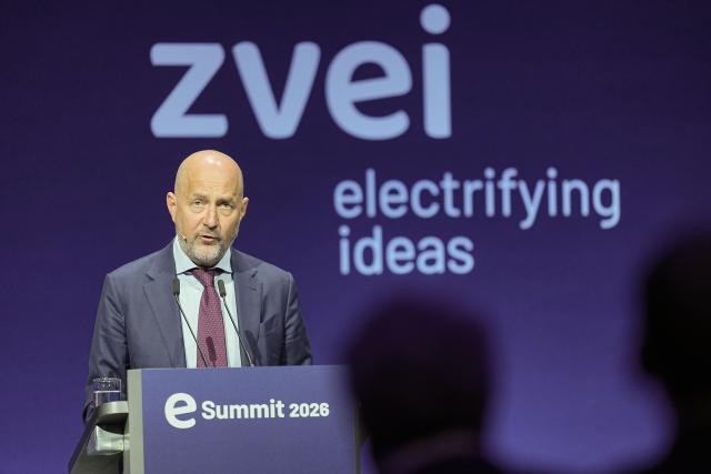 20 May 2026, Berlin: German Electro and Digital Industry Association (ZVEI) President Daniel Hager speaks during the "ZVEI eSummit" conference in Berlin. Photo: Michael Kappeler/dpa