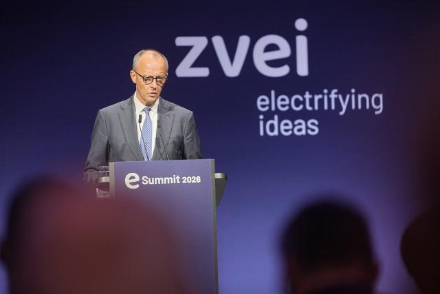 20 May 2026, Berlin: German Chancellor Friedrich Merz speaks during the "ZVEI eSummit" conference in Berlin. Merz addressed the integration and development of artificial intelligence (AI) across the country's electrical and digital manufacturing sectors. Photo: Michael Kappeler/dpa