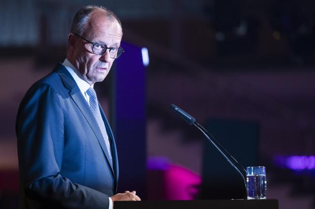 21 May 2026, Berlin: Germany's Chancellor Friedrich Merz speaks at the 'German Startup Awards 2026' ceremony. Photo: Christophe Gateau/dpa