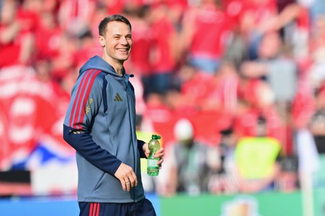 23 May 2026, Berlin: Bayern Munich goalkeeper Manuel Neuer reacts ahead of the German DFB Cup Final soccer match between Bayern Munich andVfB Stuttgart at Berlin Olympic Stadium. Photo: Sebastian Gollnow/dpa