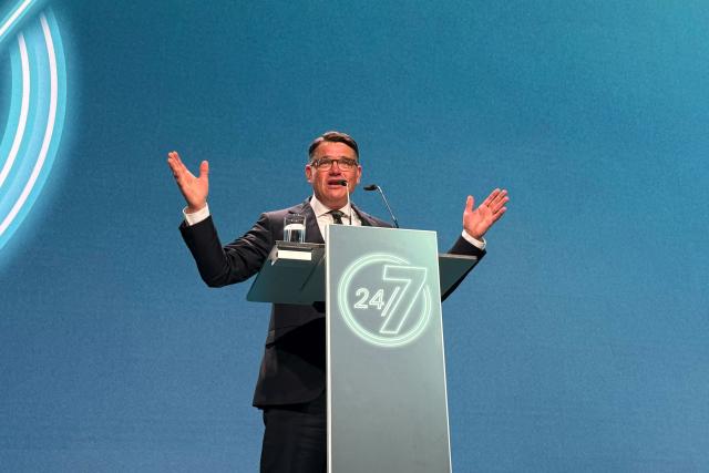 30 May 2026, Hesse, Rotenburg an der Fulda: Hessian Minister President and Christian Democratic Union (CDU) state chairman Boris Rhein speaks during the regional party conference in Frankfurt, western Germany. The meeting focuses on the election of a new state executive committee. Photo: Michael Bauer/dpa