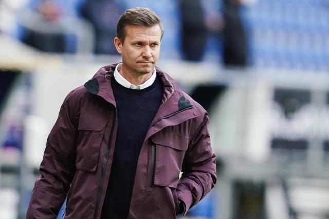 FILED - 20 November 2021, Baden-Wuerttemberg, Sinsheim: FILE PHOTO - Leipzig coach Jesse Marsch arrives at the PreZero Arena ahead of the German Bundesliga soccer match between TSG 1899 Hoffenheim and RB Leipzig. Photo: Uwe Anspach/dpa - IMPORTANT NOTE: In accordance with the regulations of the DFL Deutsche Fußball Liga and/or the DFB Deutscher Fußball-Bund, it is prohibited to use or have used photographs taken in the stadium and/or of the match in the form of sequence pictures and/or video-like photo series.