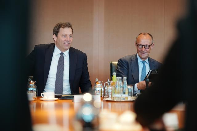 03 June 2026, Berlin: German Chancellor Friedrich Merz, and Lars Klingbeil, German Minister of Finance, Vice-Chancellor, attend the German Cabinet meeting at the German Chancellery. Photo: Kay Nietfeld/dpa