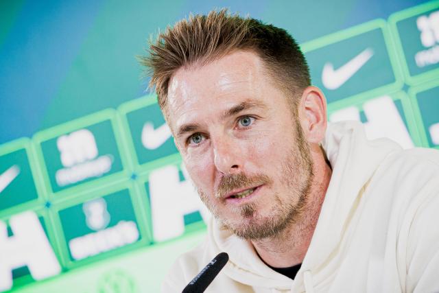 04 June 2026, Lower Saxony, Wolfsburg: Tobias Strobl, VfL Wolfsburg new coach speaks during a press conference of the German 2nd Bundesliga club VfL Wolfsburg at the Volkswagen Arena. Photo: Moritz Frankenberg/dpa