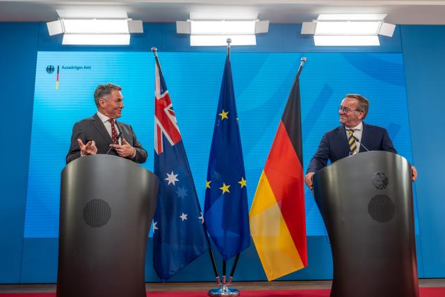 08 June 2026, Berlin: German Minister of Defense Boris Pistorius (R) and Australian Minister of Defense Richard Marles attend a press conference at the Federal Foreign Office. Photo: Michael Kappeler/dpa