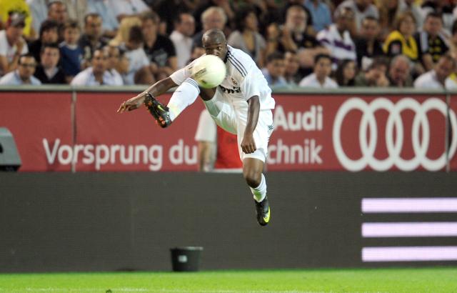 FILED - 19 August 2009, Dortmund: FILE PHOTO -  Real Madrid's Lassana Diarra controls the ball during the friendly soccer match between Borussia Dortmund and Real Madrid on the occasion of Borussia Dortmund's 100th anniversary at Signal Iduna Park stadium in Dortmund. Photo: Achim Scheidemann/dpa