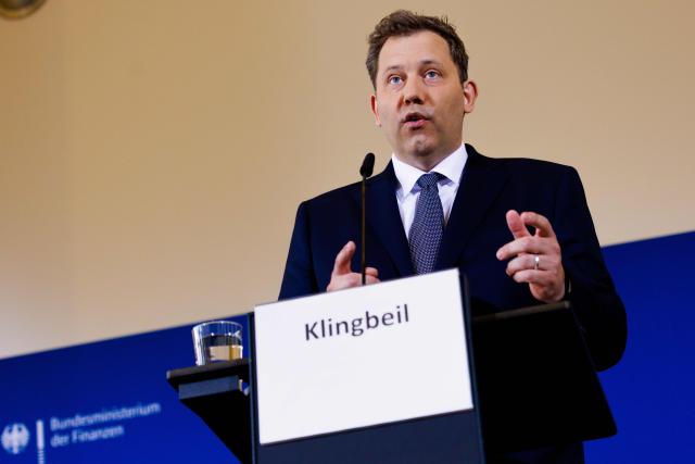 09 June 2026, Berlin: German Minister of Finance and Vice-Chancellor Lars Klingbeil, speaks at a press conference to present the first report of the Investment and Innovation Advisory Board on the implementation of the 500 billion euro special fund. Photo: Carsten Koall/dpa