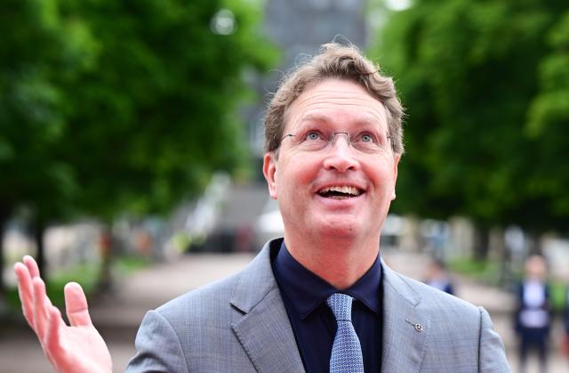 10 June 2026, Baden-Wuerttemberg, Stuttgart: Chairman of the Board of Management of the Mercedes-Benz Group Ola Kaellenius photographed at an industry event hosted by "Motor Presse Stuttgart" at the New Palace. Photo: Bernd Weißbrod/dpa