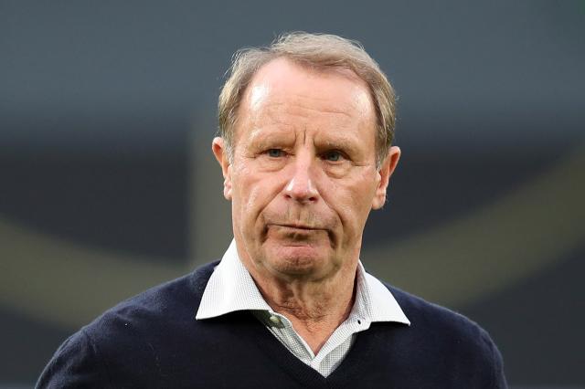 FILED - 07 October 2019, Bavaria, Fuerth: FILE PHOTO - Germany's Berti Vogts walks across the pitch during the warm-up before DFB All-Stars against Italy at the Ronhof Sports Park. Photo: Daniel Karmann/dpa