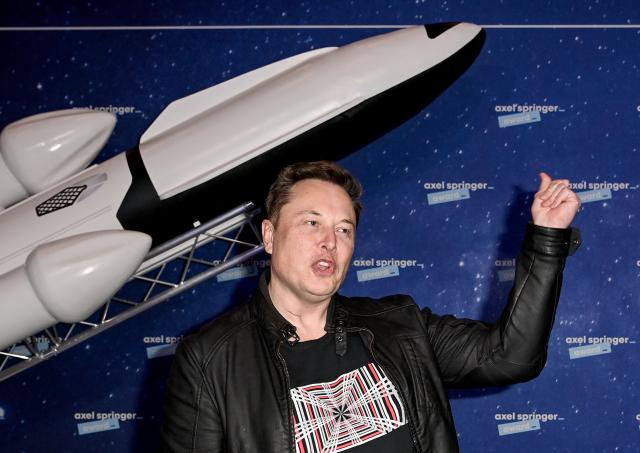 FILED - 01 December 2020, Berlin: FILE PHOTO - Elon Musk, head of space company SpaceX and Tesla CEO, arrives at the Axel Springer Award ceremony. Photo: Britta Pedersen/dpa-Zentralbild/dpa-pool/dpa