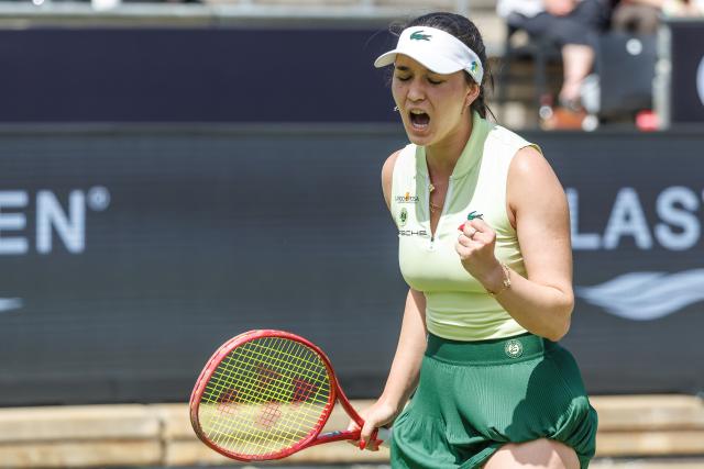 16 June 2026, Berlin: German tennis player Eva Lys  celebrates winning a set against Polish tennis player Magdalena Frech during the women's singles first round tournament on the WTA Tour. Photo: Andreas Gora/dpa