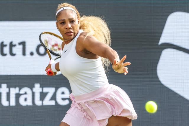 16 June 2026, Berlin: US tennis player Serena Williams in action during her women's doubles match with Czech Republic's Karolina Muchova against Mexico's Giuliana Olmos and New Zealand's Erin Routliffe on the German Open Tennis Tournament. Photo: Andreas Gora/dpa