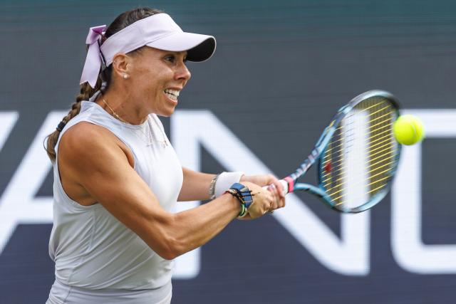 16 June 2026, Berlin: Mexican tennis player Giuliana Olmos in action during her women's doubles match with New Zealand's Erin Routliffe against US Serena Williams and Czech Republic's Karolina Muchova on the German Open Tennis Tournament. Photo: Andreas Gora/dpa