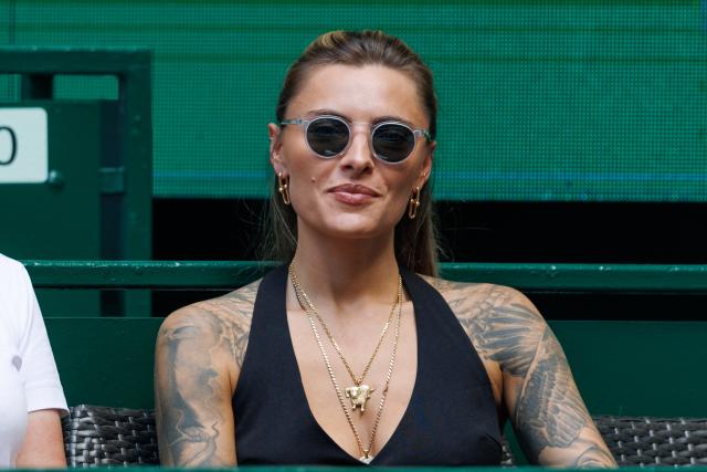 18 June 2026, North Rhine-Westphalia, Halle (Westfalen): German tennis player Alexander Zverev's girlfriend Sophia Thomalla sits in a box during his men's singles round of 16 match of the Halle Open tennis tournament against his compatriot Yannick Hanfmann. Photo: Friso Gentsch/dpa