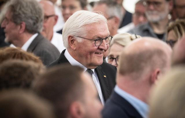 19 June 2026, Hesse, Frankfurt am Main: German President Frank-Walter Steinmeier (C) is attending the memorial service for the late philosopher and sociologist J. Habermas at St. Paul's Church. Photo: Boris Roessler/dpa