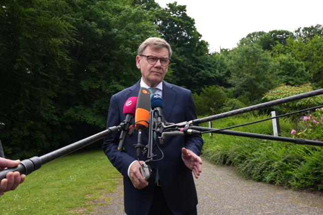 19 June 2026, Schleswig-Holstein, Kiel: German Minister of Foreign Affairs Johann Wadephul delivers a statement during the "Kiel Security Conference 2026" in front of the Maritim Hotel Bellevue Kiel. Photo: Marcus Brandt/dpa