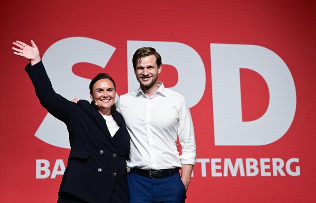 19 June 2026, Baden-Wuerttemberg, Ulm: Isabel Cademartori and Robin Mesarosch stand on stage at the Donauhalle during Social Democratic Party of Germany (SPD) Baden-Wuerttemberg state party convention after being elected as the new co-chairs. Photo: Bernd Weißbrod/dpa