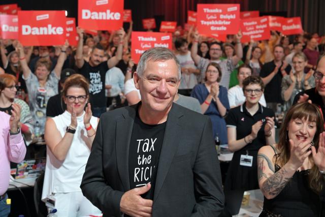 20 June 2026, Brandenburg, Potsdam: Jan van Aken, former party chair of Die Linke (The Left), step down from his position at the party's national convention, which is being held at the Metropolis Halle in Potsdam. Photo: Michael Bahlo/dpa