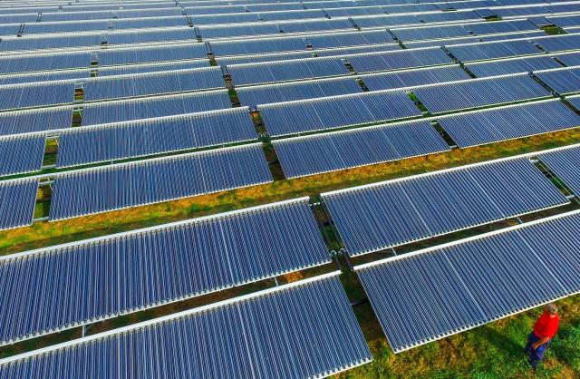 FILED - 23 September 2016, Brandenburg, Senftenberg: FILE PHOTO - An aerial view of the thermal solar system of the Stadtwerke public utility company in Senftenberg. Photo: Patrick Pleul/dpa-Zentralbild/dpa