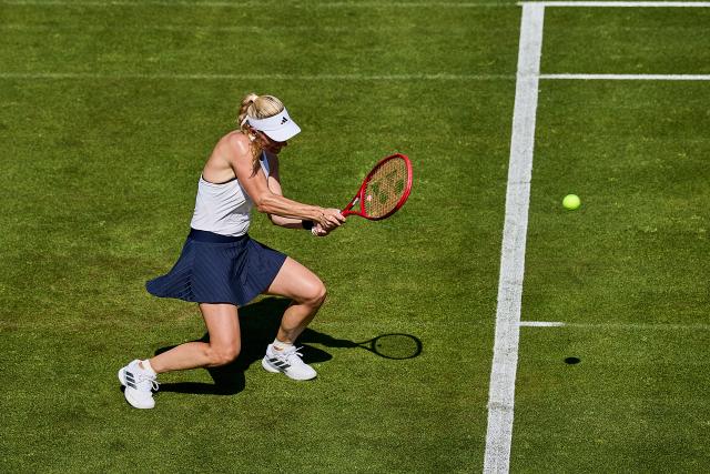20 June 2026, Hesse, Bad Homburg: Retired German tennis player Angelique Kerber in action during her farewell match against Serbia's Ana Ivanovic during the Bad Homburg Open tennis tournament. Photo: Mathias Schulz/dpa