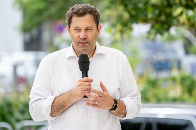 21 June 2026, Berlin: Lars Klingbeil, German Minister of Finance, speaks during a public dialogue at the Ministry of Finance as part of the German Government's Open House. Photo: Fabian Sommer/dpa