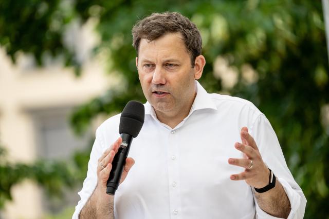21 June 2026, Berlin: Lars Klingbeil, German Minister of Finance, speaks during a public dialogue at the Ministry of Finance as part of the German Government's Open House. Photo: Fabian Sommer/dpa