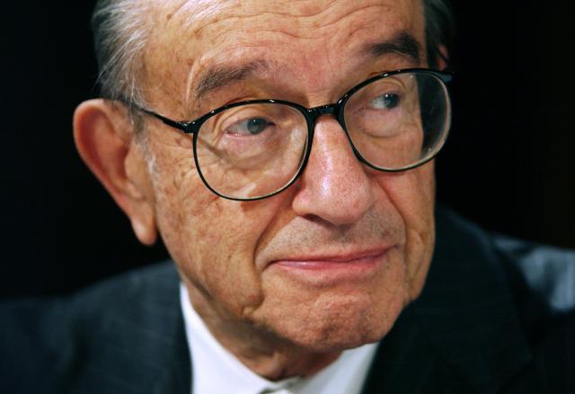 FILED - 19 November 2004, Hesse, Frankfurt\Main: FILE PHOTO - Alan Greenspan, chairman of the US Federal Reserve, attends the European Banking Congress in Frankfurt am Main.  Greenspan has died at the age of 100 on Monday. Photo: Boris Roessler/dpa