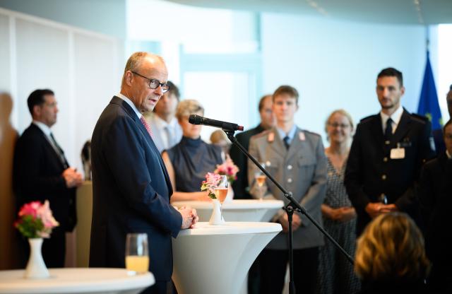 22 June 2026, Berlin: German Chancellor Friedrich Merz speaks during a reception for medalists of the Winter Olympic and Paralympic Games at the Federal Chancellery, held in conjunction with the presentation of the Silver Laurel Leaf. The Silver Laurel Leaf is Germany's highest state honor for outstanding achievements in sport. Photo: Bernd von Jutrczenka/dpa