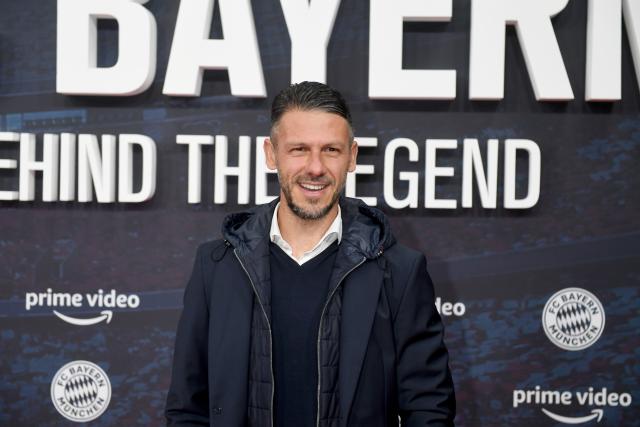 FILED - 25 October 2021, Bavaria, Munich: FILE PHOTO - Argentine coach Martin Demichelis stands on the red carpet at the ARRI Cinema for the premiere of the documentary series "FC Bayern - Behind The Legend". Photo: Felix Hörhager/dpa - WICHTIGER HINWEIS: Gemäß den Vorgaben der DFL Deutsche Fußball Liga bzw. des DFB Deutscher Fußball-Bund ist es untersagt, in dem Stadion und/oder vom Spiel angefertigte Fotoaufnahmen in Form von Sequenzbildern und/oder videoähnlichen Fotostrecken zu verwerten bzw. verwerten zu lassen.
