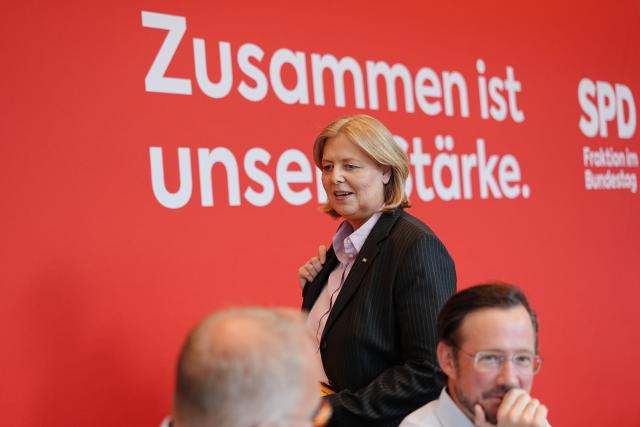 23 June 2026, Berlin: Baerbel Bas,  German Minister of Labor and Social Affairs and Social Democratic Party (SPD) Chair, attends the SPD parliamentary group meeting at the German Parliament (Bundestag). Photo: Kay Nietfeld/dpa