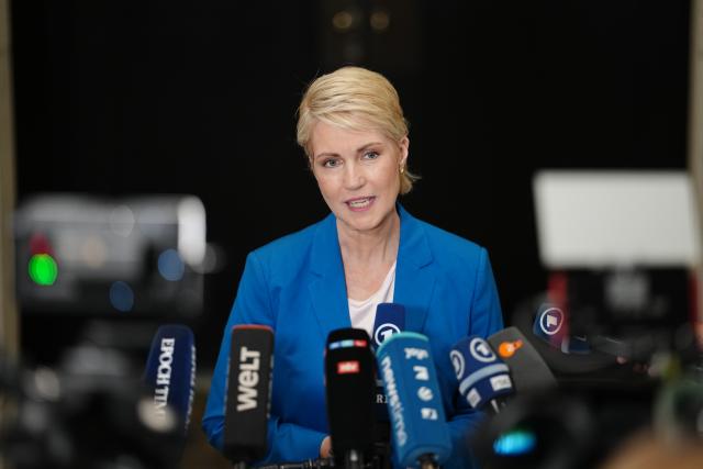 25 June 2026, Berlin: Manuela Schwesig, Minister-President of Mecklenburg-Western Pomerania, delivers a press statement at the start of the Conference of Minister-Presidents at the Bundesrat. The talks focus on financial relations between the federal government, the states and municipalities, as well as government modernization, foreign and security policy, and energy policy. Photo: Kay Nietfeld/dpa