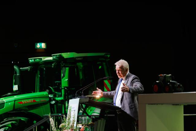 25 June 2026, Baden-Wuerttemberg, Freiburg: Alois Rainer, Germany's Minister of Agriculture, speaks during the German Farmers' Day. Photo: Philipp von Ditfurth/dpa